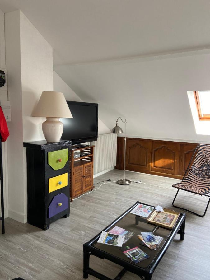 Appartement entier en résidence centre ville Vendôme Extérieur photo